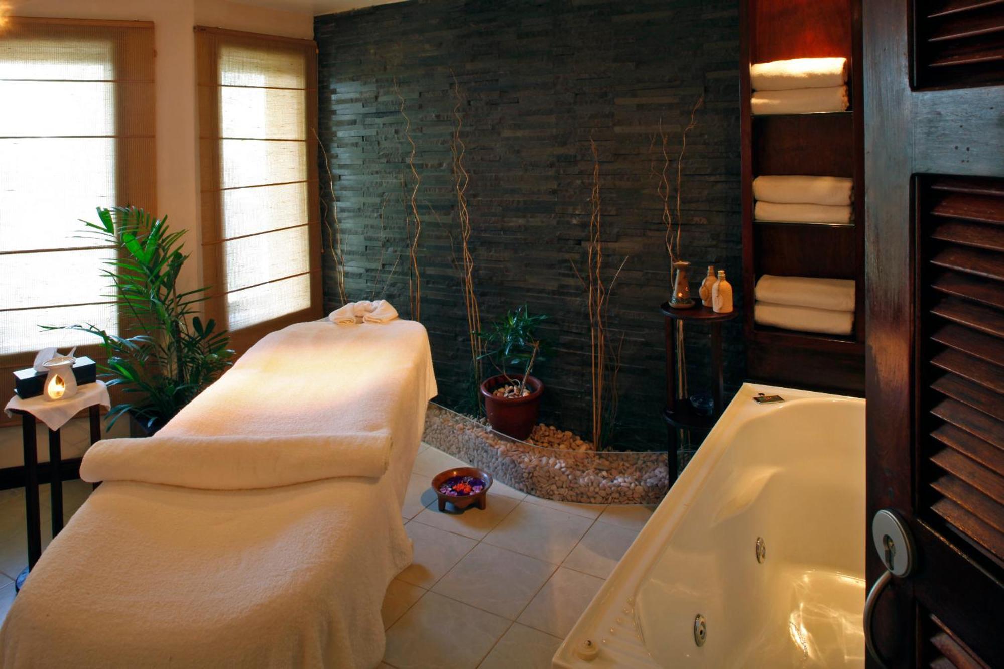 منتجع ذا وارويك فيجي كوروليفو المظهر الخارجي الصورة A spa treatment room