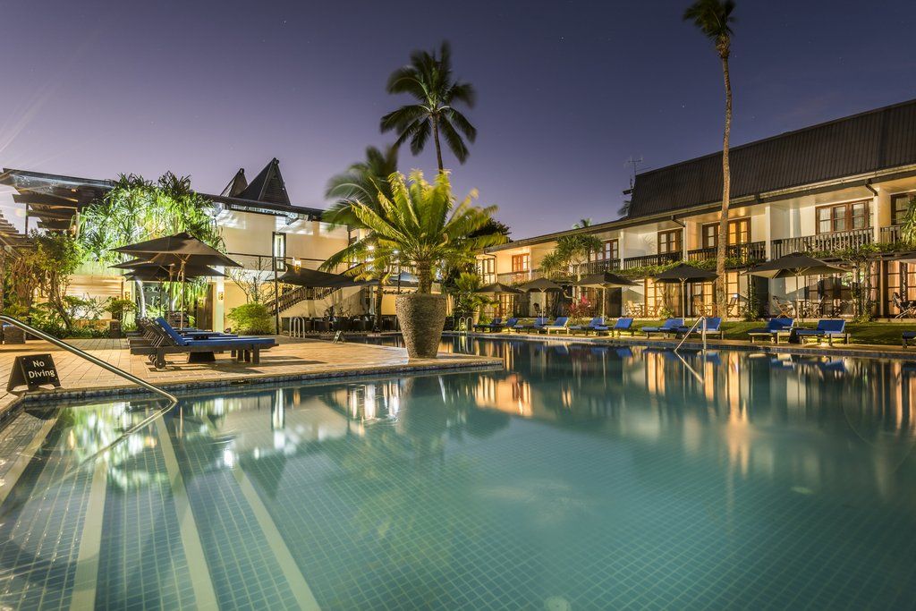 منتجع ذا وارويك فيجي كوروليفو المظهر الخارجي الصورة The pool at the hotel