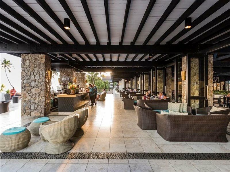 منتجع ذا وارويك فيجي كوروليفو المظهر الخارجي الصورة The lobby of the hotel